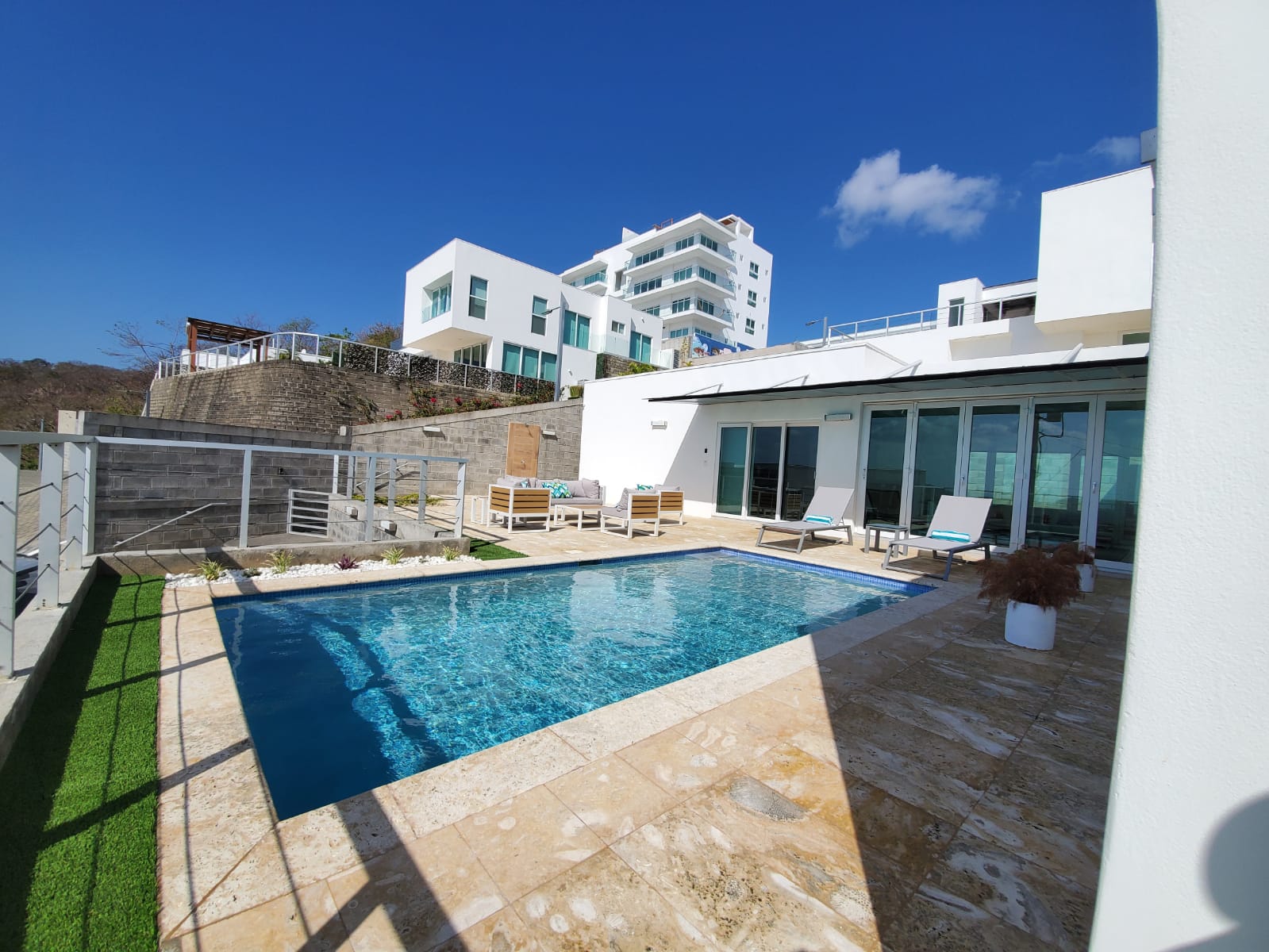 Casa Felicity