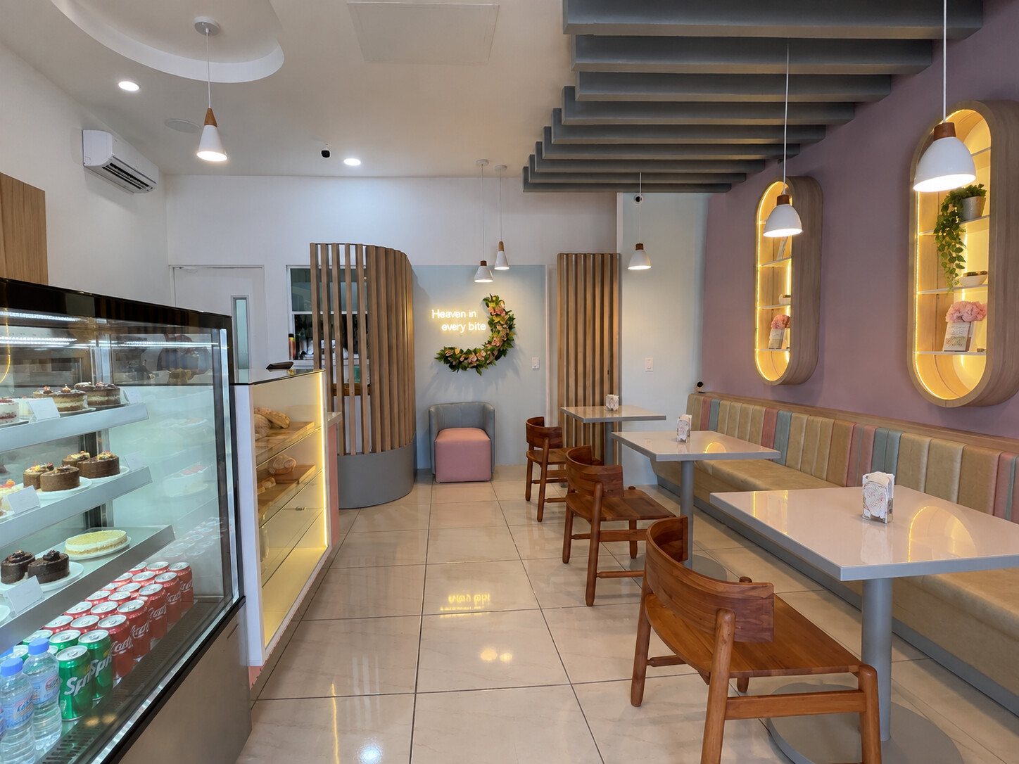 Mrs. Elna’s Bakery