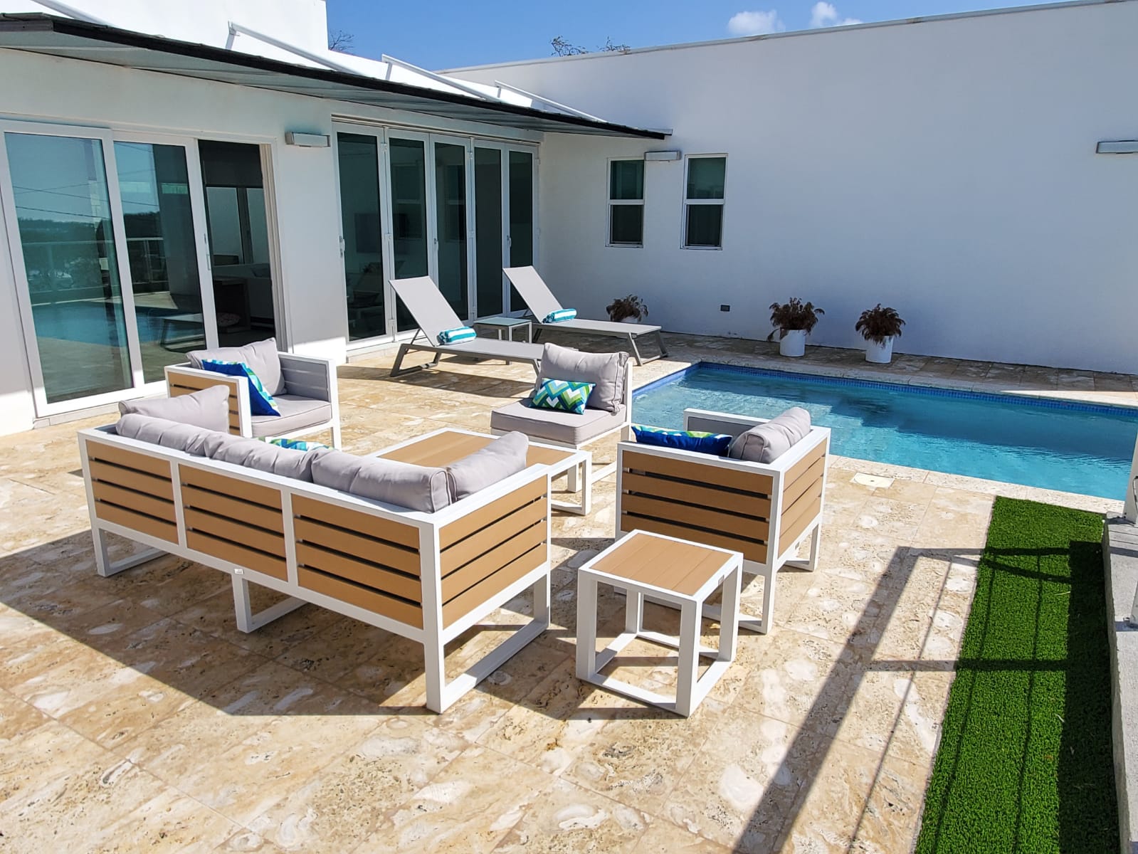 Casa Felicity